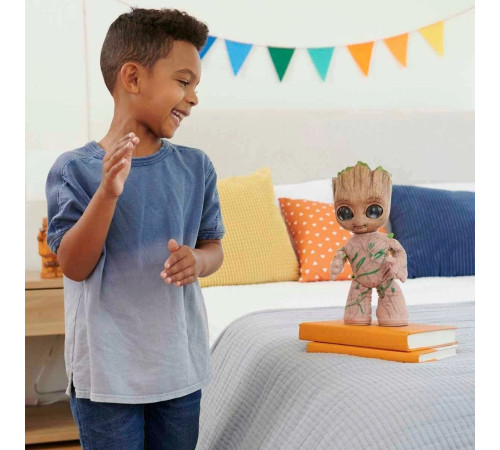 mattel marvel hjm23 jucărie interactiva "groovin' groot"