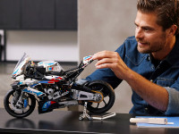 lego technic 42130 Конструктор "bmw m 1000 rr" (1920 дет.)