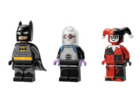 lego super heroes 76274 constructor "batman cu batmobilul vs harley quinn și mr. freeze" (435 el.)