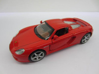 msz 68343m model metalic "porsche carrera gt, 1:32"