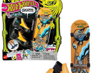 hot wheels hpg21 set de joc "skateboard și pantofi" (in sort.)