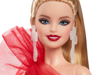 barbie hrm61 papusa de colectie "holiday 2024"  blonda in rochie in carouri