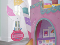 kidkraft 20242-msn casă pentru păpușicasa de păpuși super dulce de la kidkraft candy castle va stârni imaginația copiilor. cu o paletă de curcubeu pe trei niveluri și șapte platforme, această casă de păpuși magică din lemn are o înălțime de aproape 4 pici